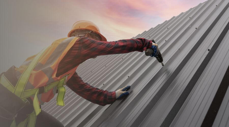 Expert new roof installation services in Guttenberg, IA